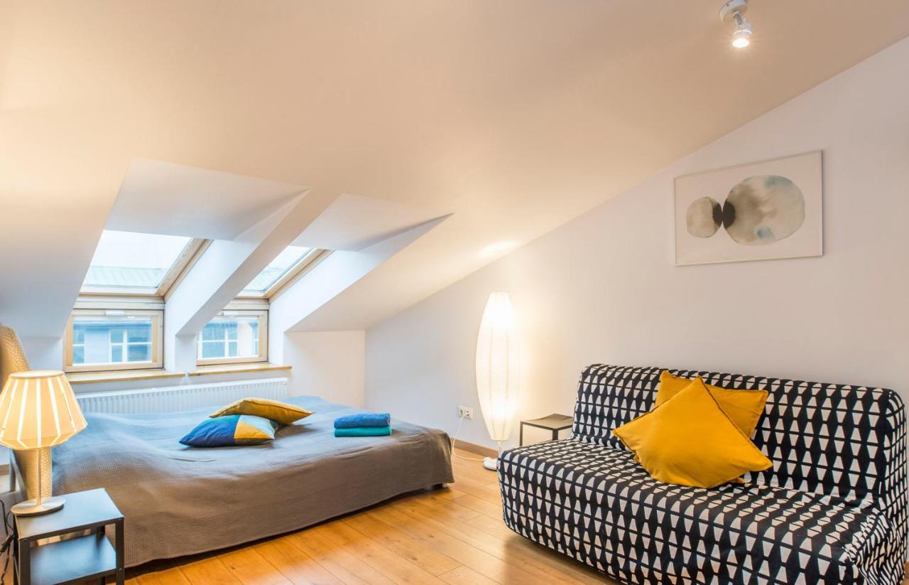 Central 2-Level Penthouse With Terrace And Free Parking Riga Exterior photo